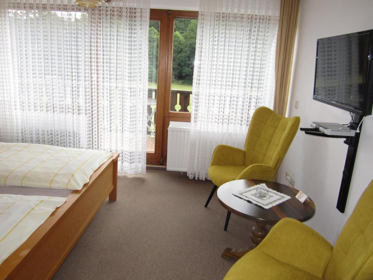 Pension-Gaestehaus Waldhof Winterberg Exterior photo