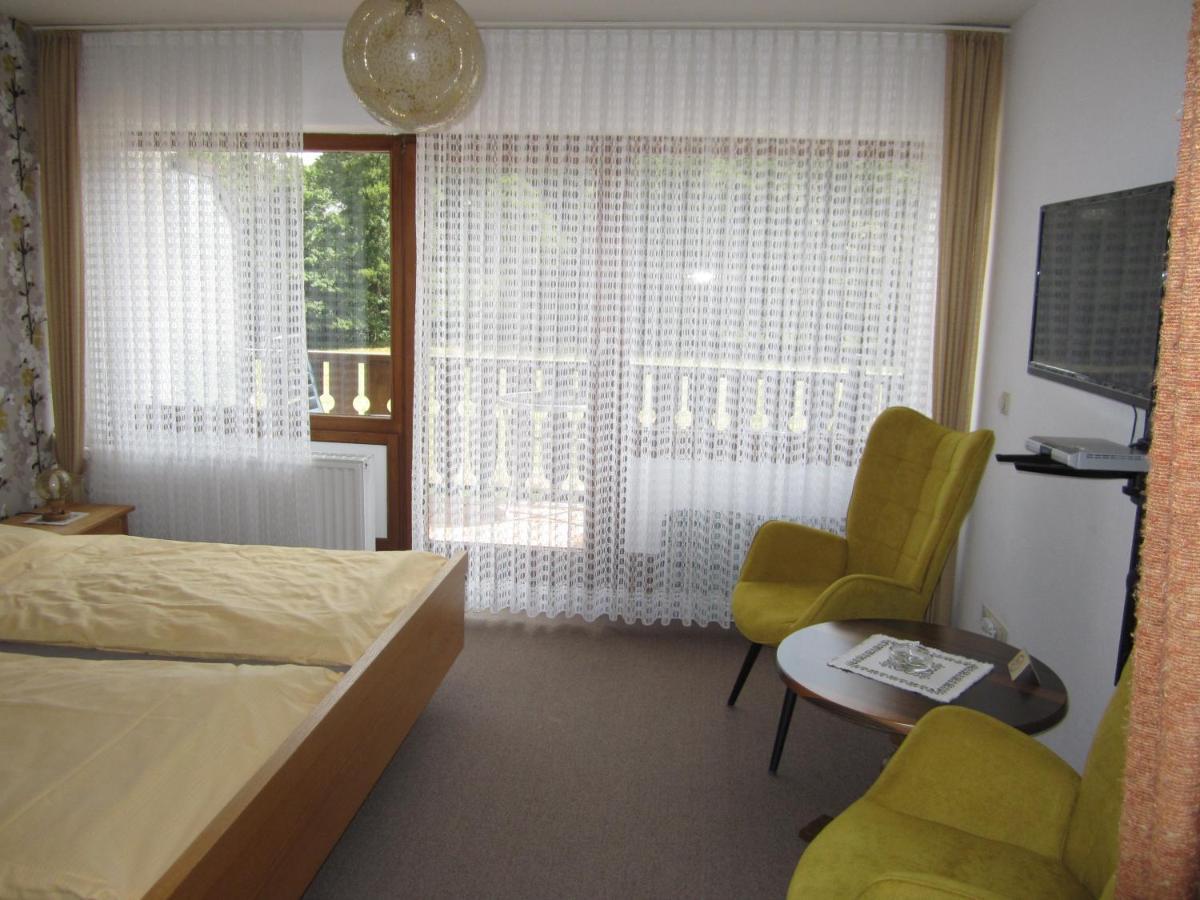 Pension-Gaestehaus Waldhof Winterberg Exterior photo