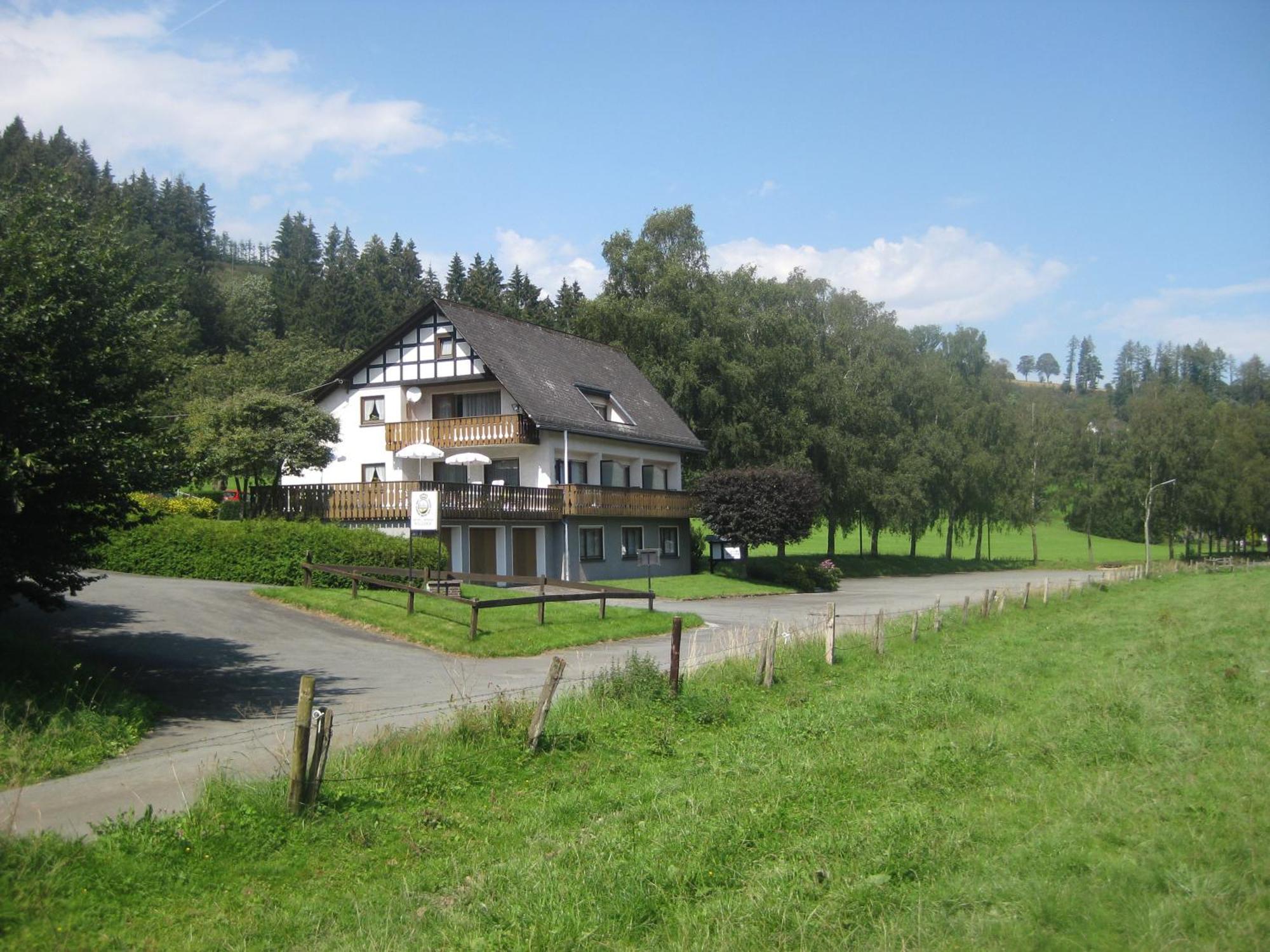 Pension-Gaestehaus Waldhof Winterberg Exterior photo